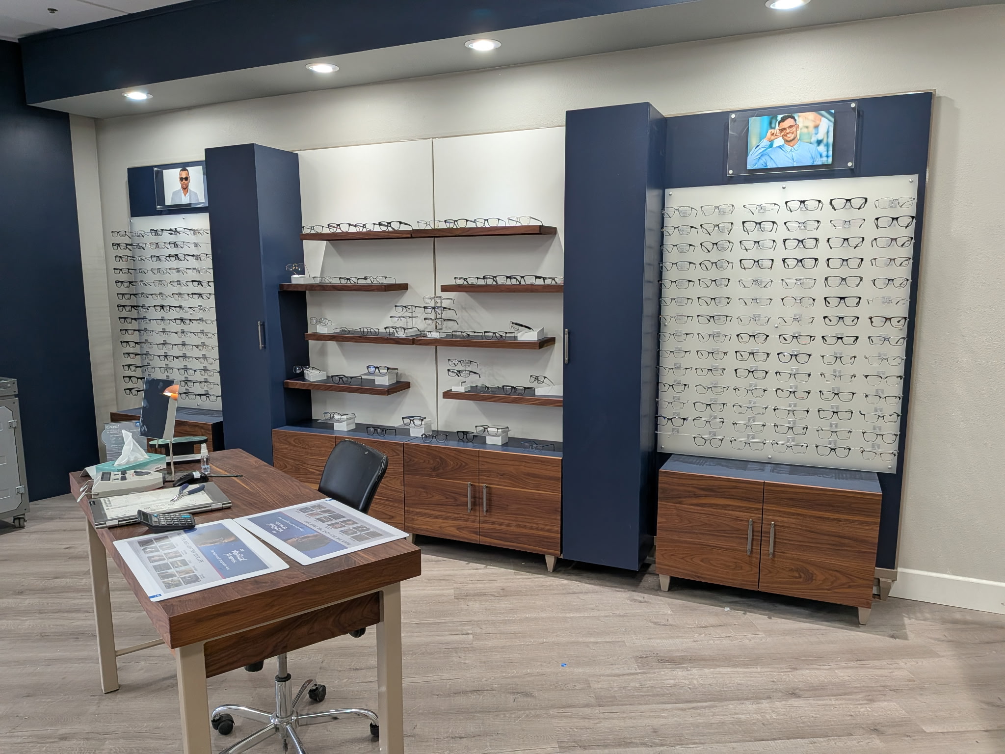 Commercial Display Cabinetry